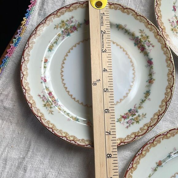 Lot of 4 Noritake China Dimity pattern salad plates. - Picture 4 of 8